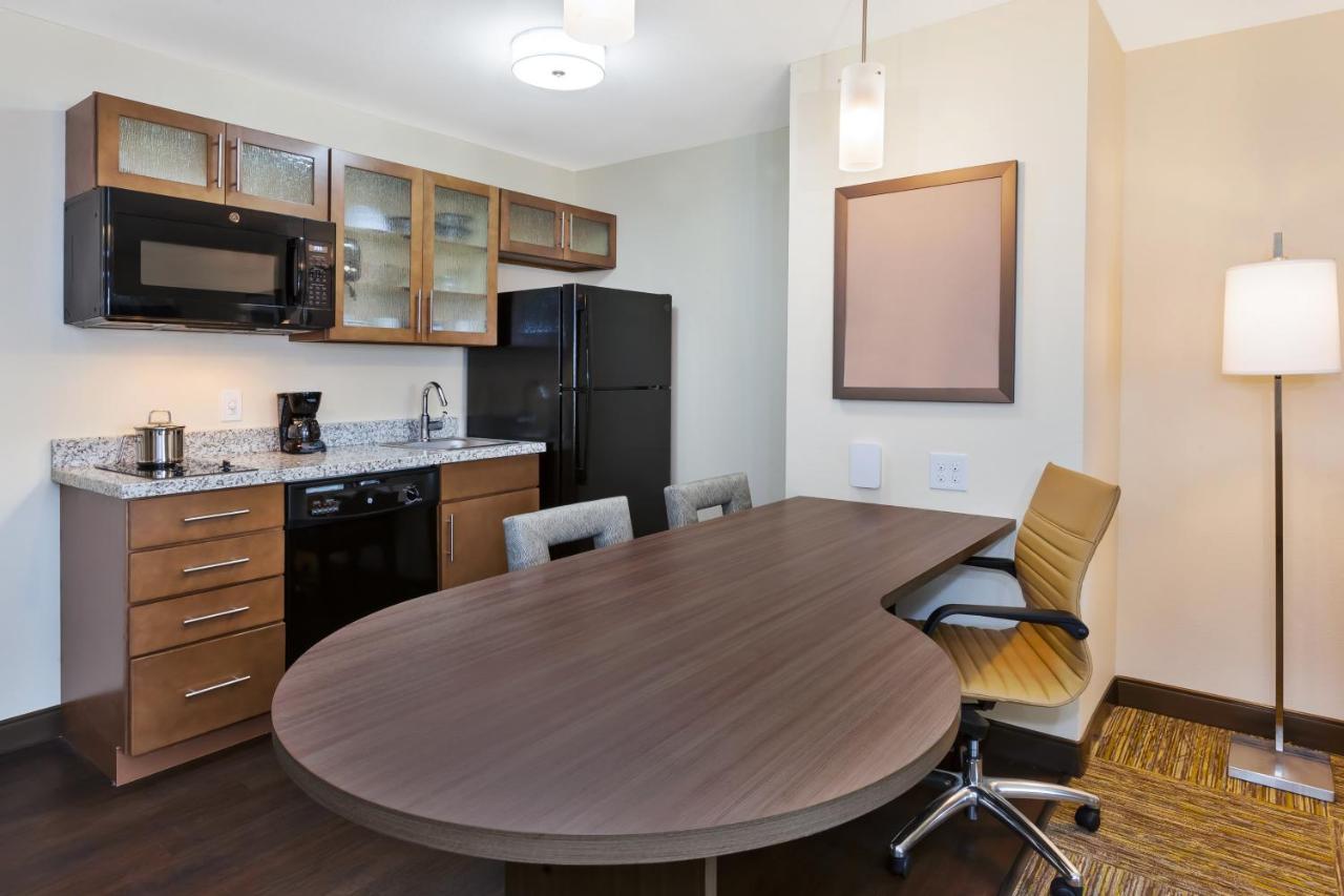 Candlewood Suites Louisville - Ne Downtown Area By Ihg المظهر الخارجي الصورة